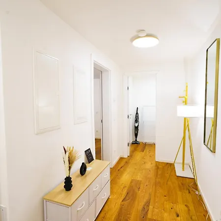 Aparthotel Prestige - Urban Lofts *