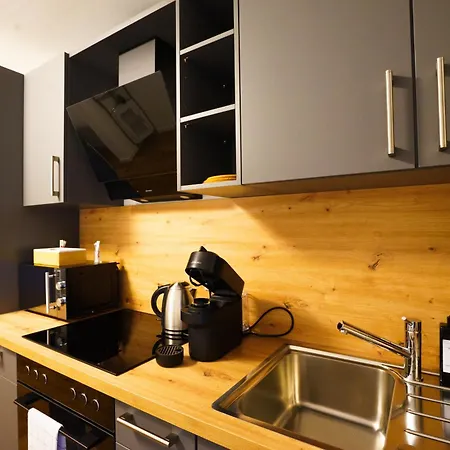 Prestige - Urban Lofts 4* ロイトリンゲン