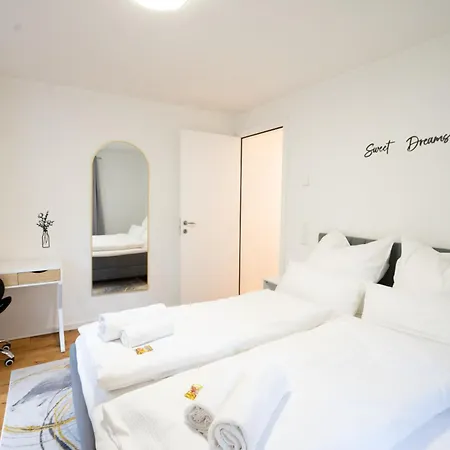 Aparthotel Prestige - Urban Lofts *