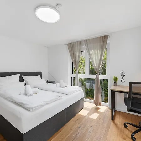Aparthotel Prestige - Urban Lofts 4*