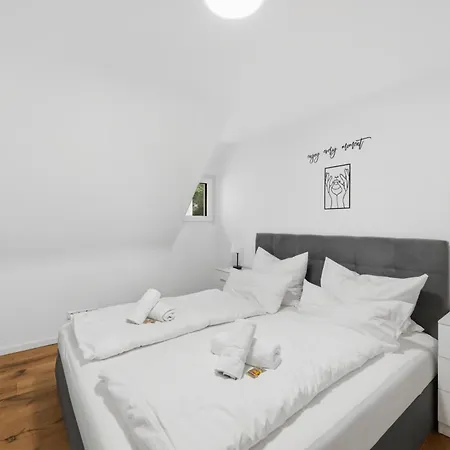 Prestige - Urban Lofts Aparthotel 4*