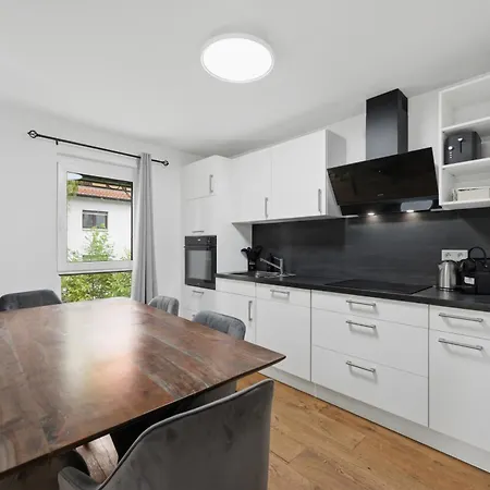 Prestige - Urban Lofts Aparthotel 4*