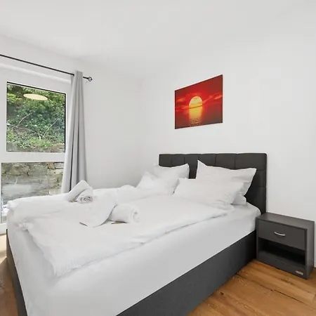 Prestige - Urban Lofts Aparthotel