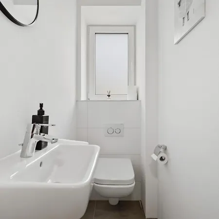 Prestige - Urban Lofts Aparthotel 4*